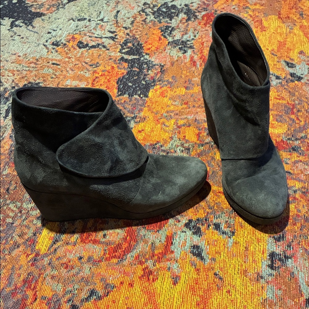 Coclico Grey Suede Wedge Ankle Boots